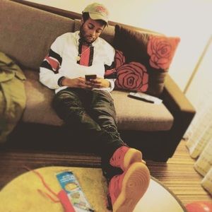 Meet your Posher, MAC BNDÓ